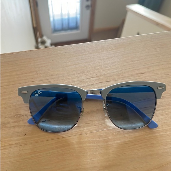 Ray-Ban Rare Blue wayfarer sunglasses - Picture 2 of 5